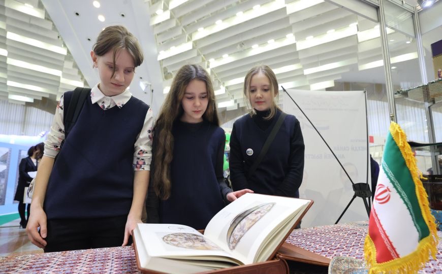 87% читающих белорусов выбирают бумажные книги
