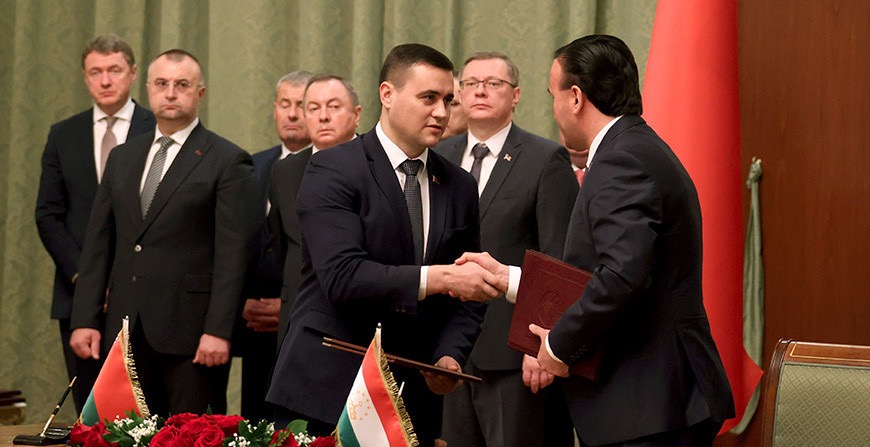 Беларусь и Таджикистан намерены развивать сотрудничество в области молодежной политики