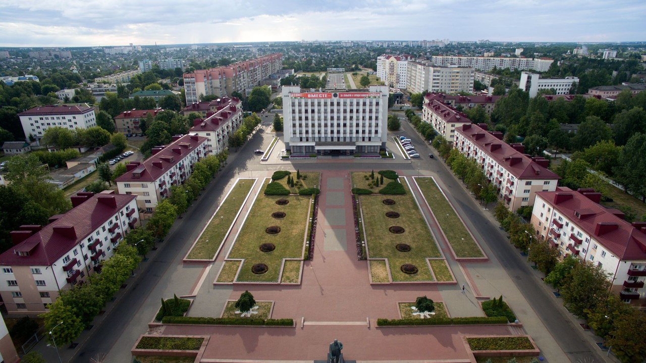 Молодежный парламент при Бобруйском районном Совете депутатов приглашает принять участие в акции по благоустройству братской могилы